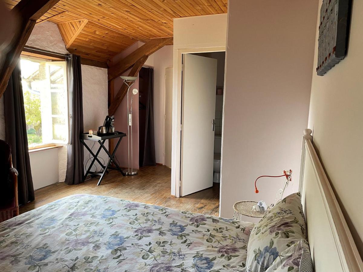 Domaine Les Teuilleres Bed & Breakfast Lacam-d'Ourcet ภายนอก รูปภาพ